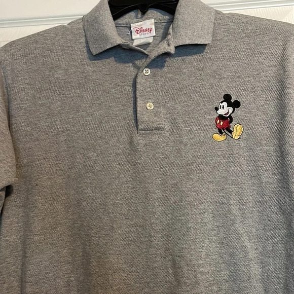 Disney Store vintage Mickey Mouse embroidered polo size medium - Picture 1 of 7